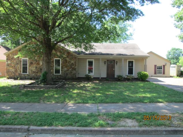 6311 Kingscrest Ln, Memphis, TN 38115 