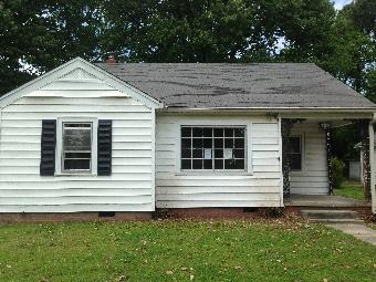 105 Alexander St, Jackson, TN 38301 