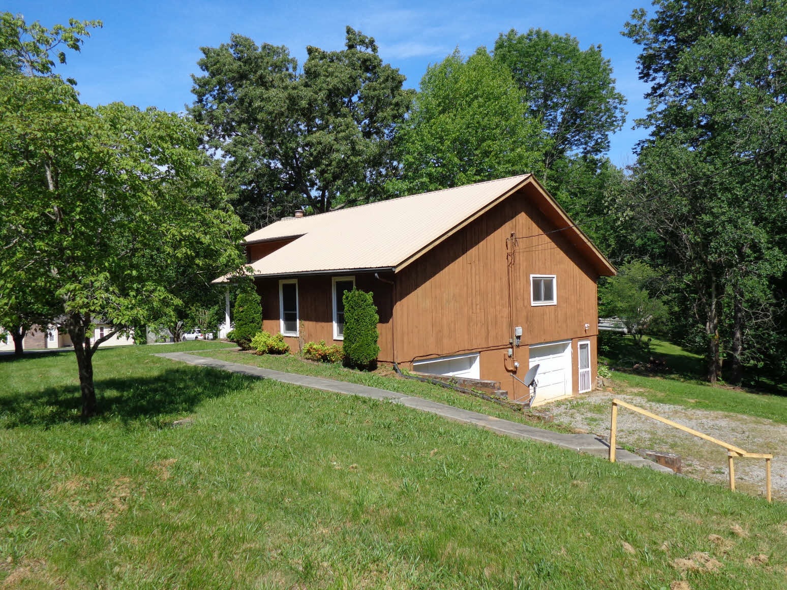 1826 Lakewood Ct, Cookeville, TN 38506 