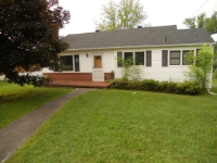 100 Lowry Ln, Bristol, TN 37620 