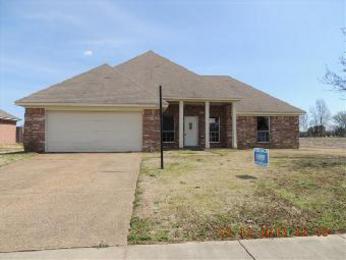 2922 Lauren Dr., Memphis, TN 38133 