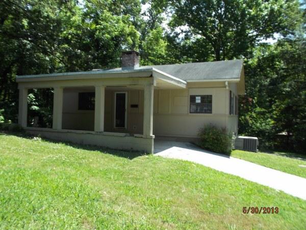 113 Pleasant Rd, Oak Ridge, TN 37830 
