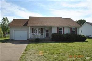 3877 Roscommon Way, Clarksville, TN 37040 