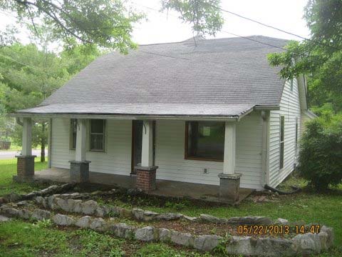 124 N Vine St, Ashland City, TN 37015 