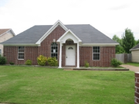 4194 Rainey Woods Dr, Memphis, TN 38125 