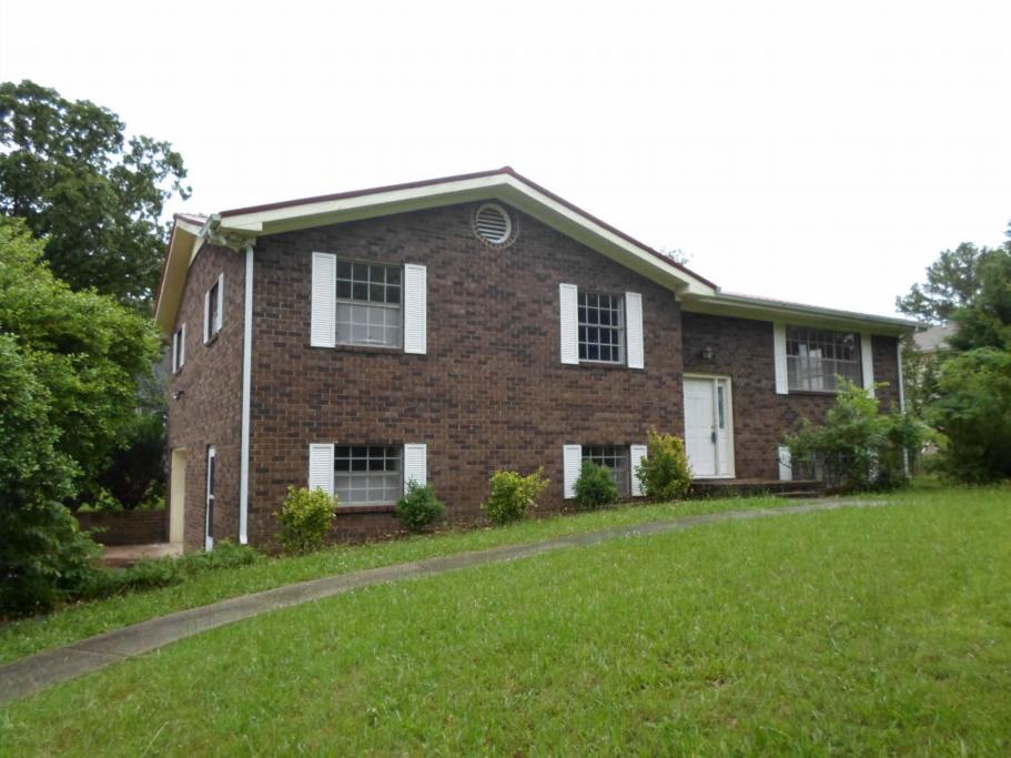 1010 Zius Cir NW, Cleveland, TN 37311 