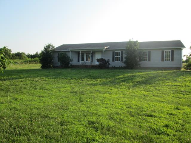 1026 Scott Rd, Bethpage, TN 37022 