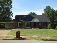 2870 Dumbarton Oaks Dr, Memphis, TN 38127 