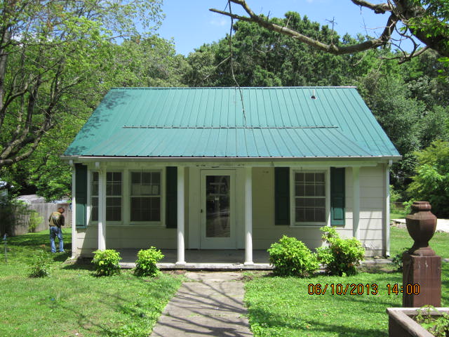 707 Madison St, Manchester, TN 37355 