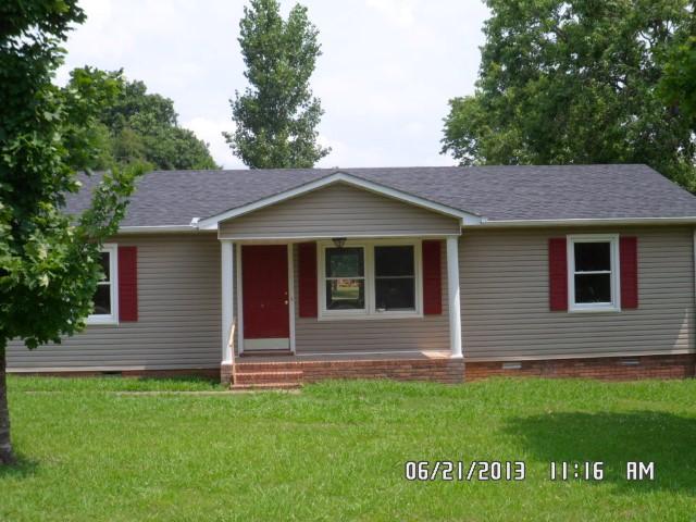 1416 Saint Anne St, Lewisburg, TN 37091 