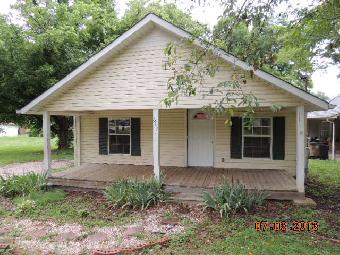 617 Glenoaks Drive, Knoxville, TN 37912 