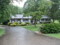 2535 Cusick Cir, Lenoir City, TN 37772 