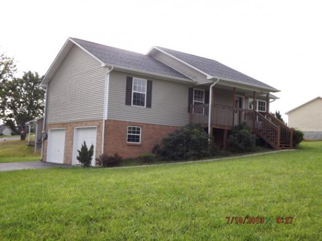 1313 Tabitha St, White Pine, TN 37890 
