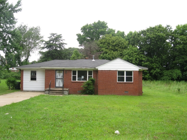 3693 Fann Rd, Memphis, TN 38115 