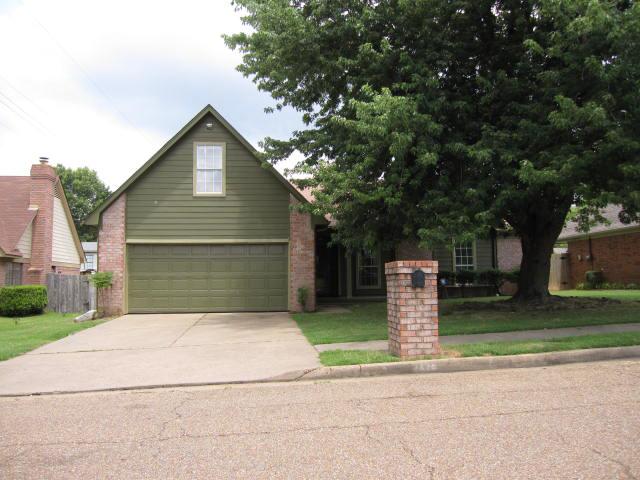 7676 Deerfield Trce, Memphis, TN 38133 