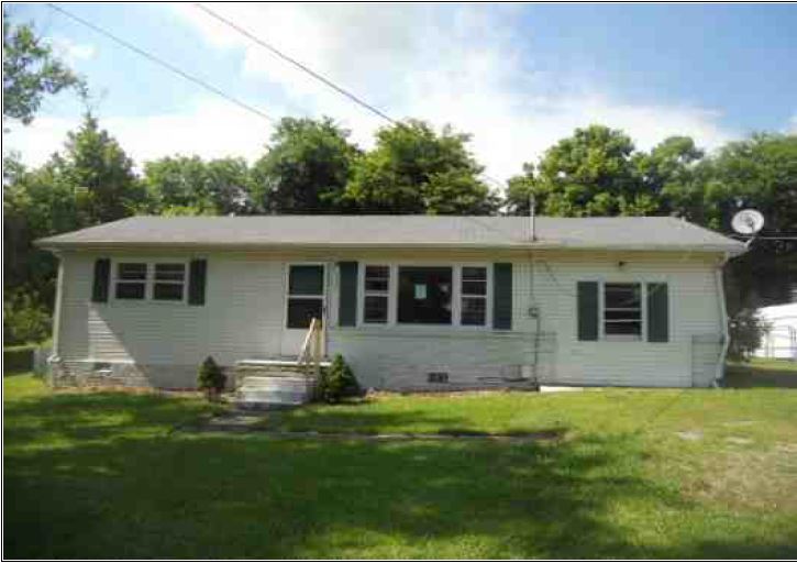 313 Chestnut Dr, Shelbyville, TN 37160 