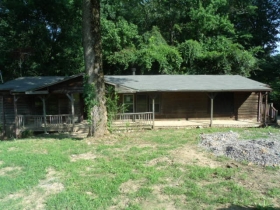 1235 Claylick Rd, White Bluff, TN 37187 
