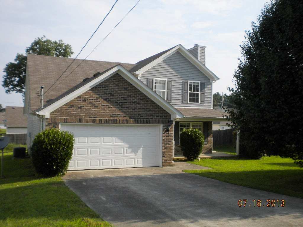 2021 Zion Ln, Lavergne, TN 37086 