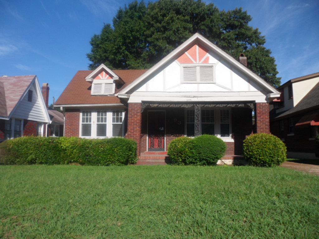 893 Stonewall, Memphis, TN 38107 