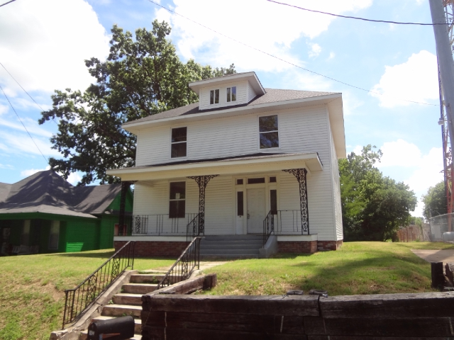 340 N Cumberland St, Jackson, TN 38301 