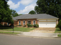 6002 Fox Ridge Dr, Memphis, TN 38115 
