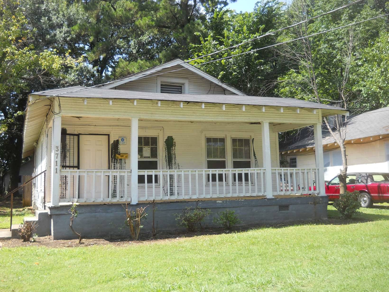 3711 Faxon, Memphis, TN 38122 