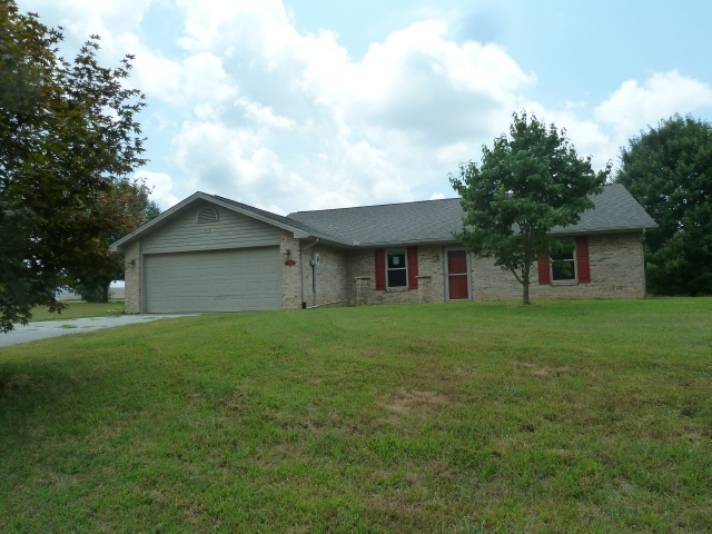 1109 Hide Away Ln, Kodak, TN 37764 