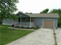 135 Ali Lane, Jacksboro, TN 37757 