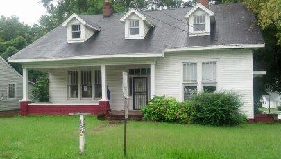 156 Hatton St, Jackson, TN 38301 