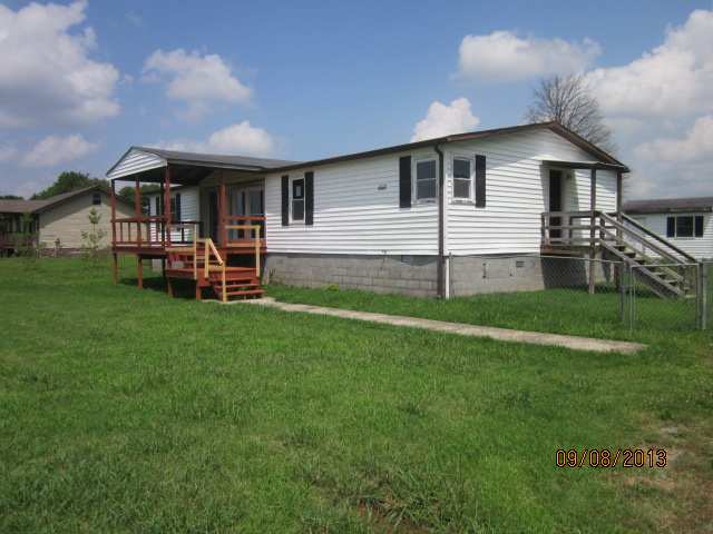 1111 Maple Hill Rd, Lebanon, TN 37087 