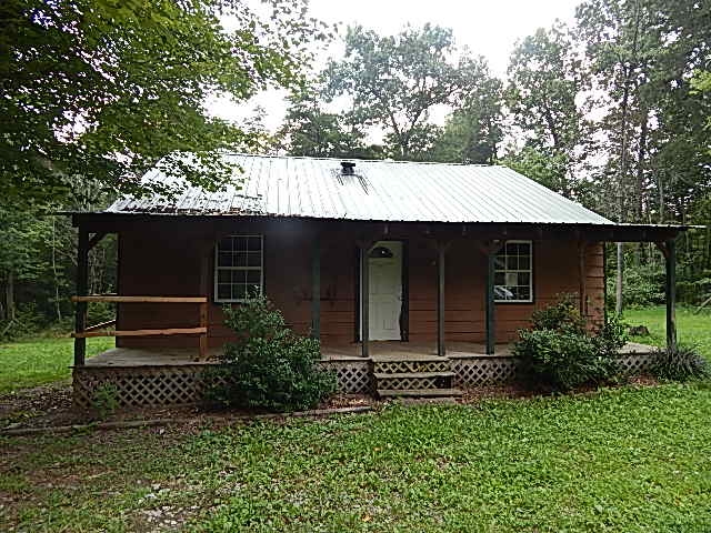 378 Scott Wyatt Rd, Deer Lodge, TN 37726 