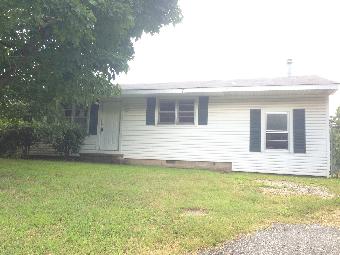 2324 Riverside Dr, Jackson, TN 38301 