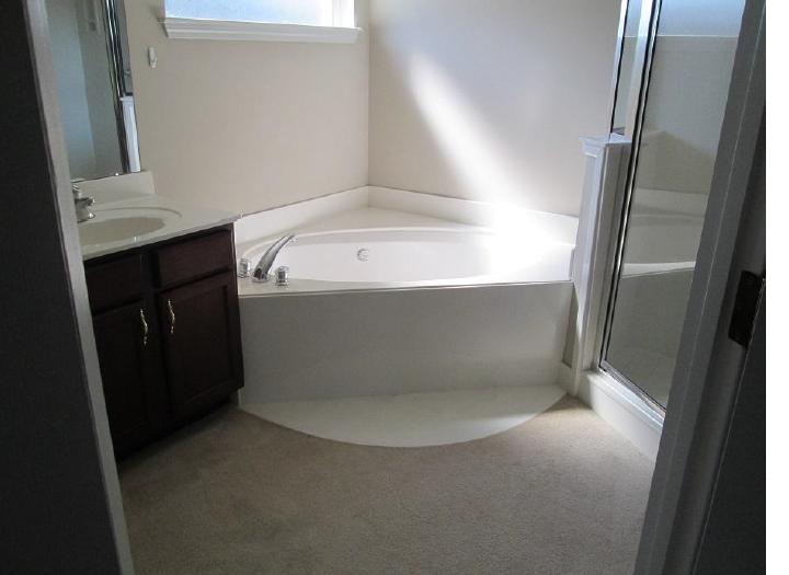 2716 Green Turtle Trl, Memphis, TN 38016 