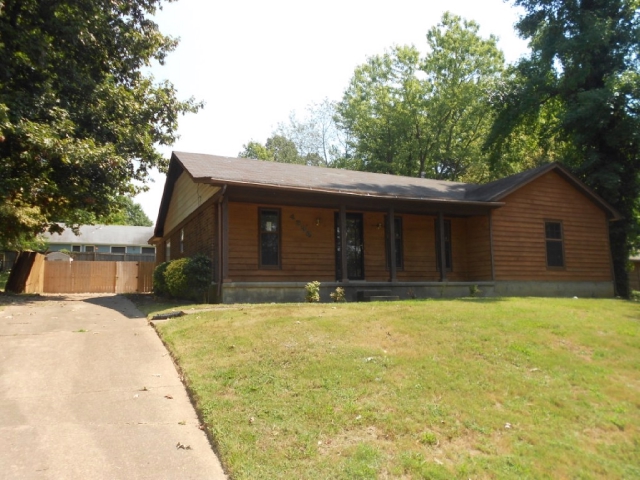 4336 W Hunters Glen St, Memphis, TN 38128 