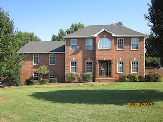213 Allen Dr, Greenbrier, TN 37073 