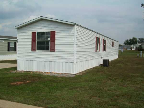 71 Lynnwood Circle, Clarksville, TN 37040 