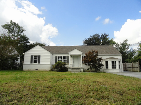 707 Pyron Ln, Chattanooga, TN 37412 