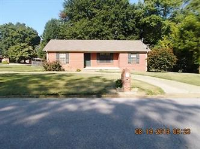 811 Hike Ave, Dyersburg, TN 38024 