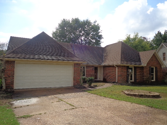 433 Spruce Glen Dr, Cordova, TN 38018 