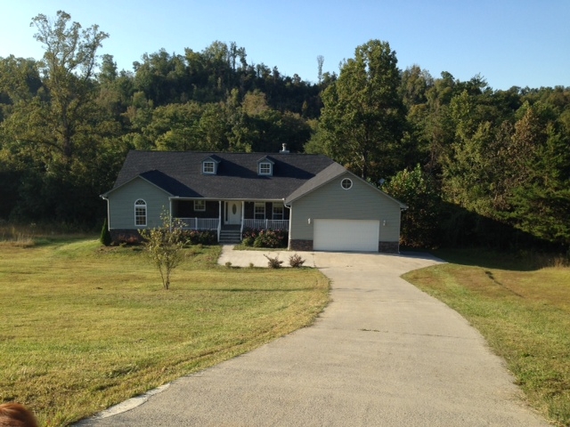 3646 Atala Trl, Kodak, TN 37764 