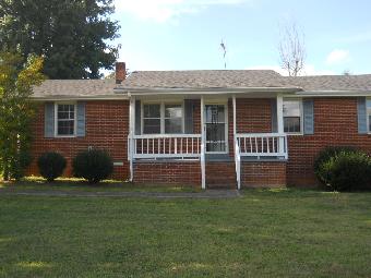 603 Coolidge Rd, Lafayette, TN 37083 