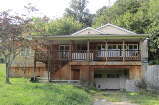 9604 Depot Rd, Heiskell, TN 37754 