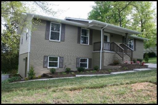 10179 Bob Gray, Knoxville, TN 37932 