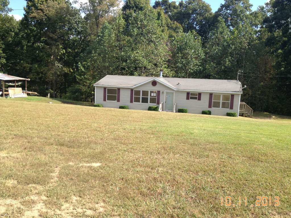 660 Stacey Rd, White Bluff, TN 37187 