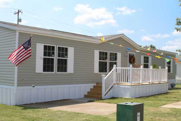 221 Early Road, Columbia, TN 38401 