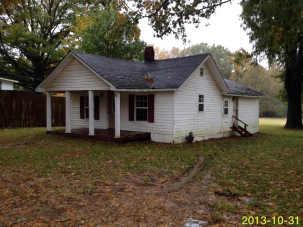 18295 W Main St, Huntingdon, TN 38344 