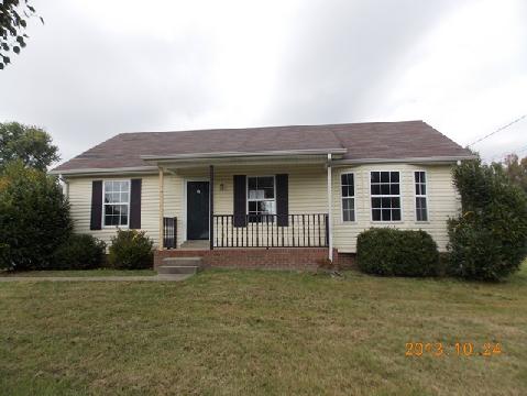 202 Glen Haven Dr, Portland, TN 37148 