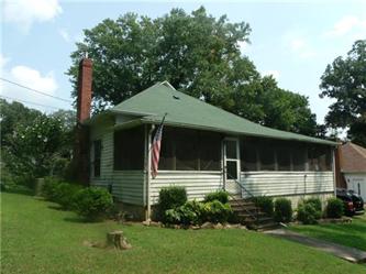 2049 Staff Dr., Mascot, TN 37806 