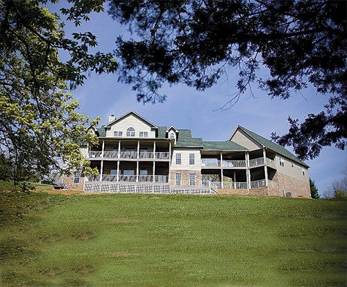 2842 Homestead, White Pine, TN 37890 