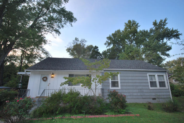 913 Glenoaks Dr., Knoxville, TN 37918 